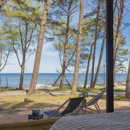 Ustronie Park - 度假村 尤斯托尼莫斯基