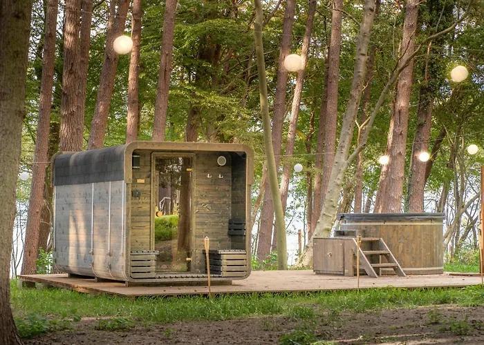 אתר נופש Ustronie Park - אוסטרוני מורסקי