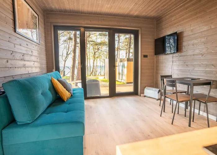 אתר נופש Ustronie Park - אוסטרוני מורסקי