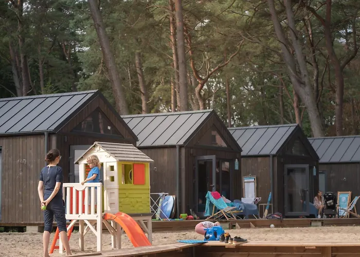 Ustronie Park - אתר נופש *