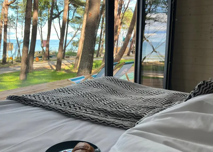 אתר נופש Ustronie Park - *